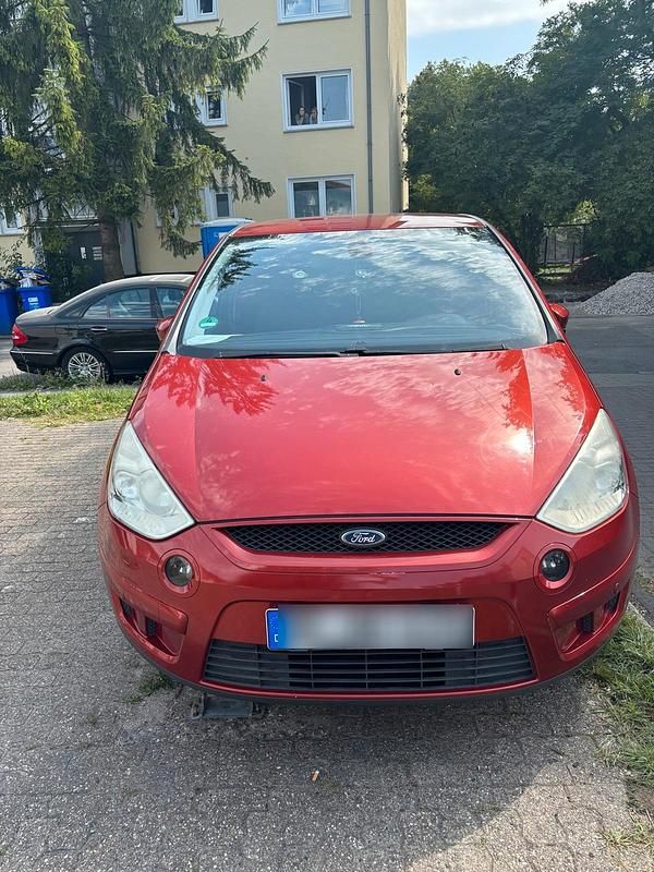 Rot Gebraucht 2007 Ford S-MAX S Van / Kleinbus | 4.000 € (Teuer) - Bild 1/4