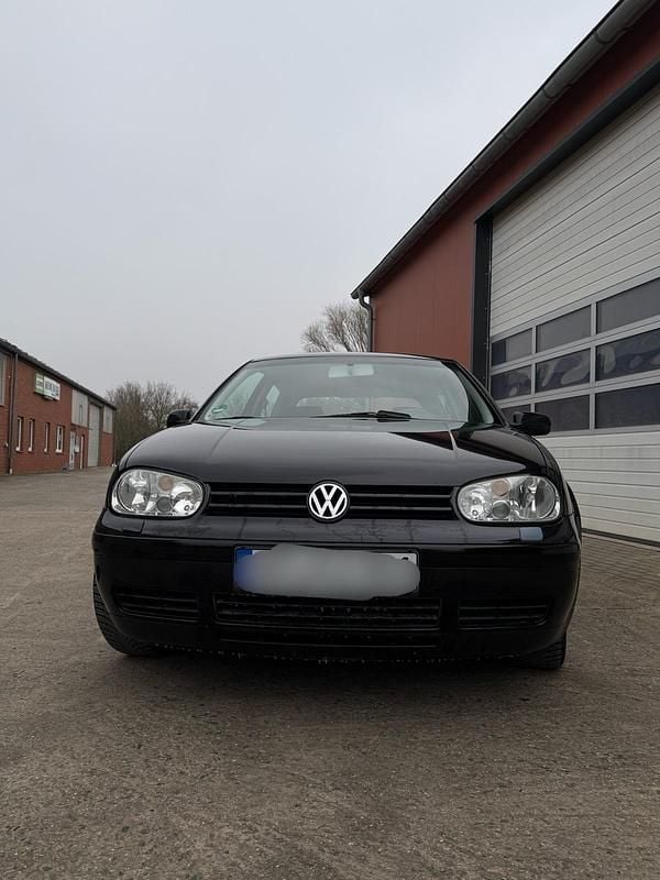 Gebraucht VW Golf IV 75 PS (55 kW) 2002 Schwarz Limousine