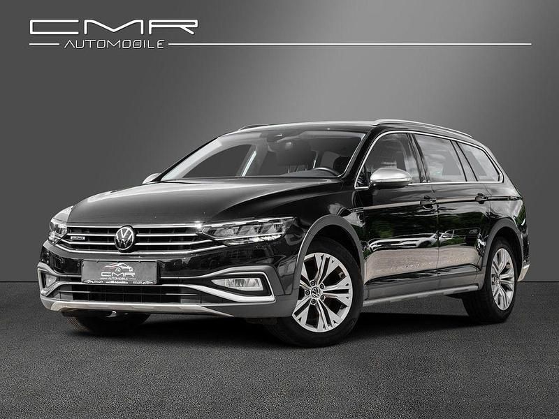 Deep black perleffekt Gebraucht 2021 VW Passat Alltrack Business Kombi | 26.337 € (Guter Preis) - Bild 1/4