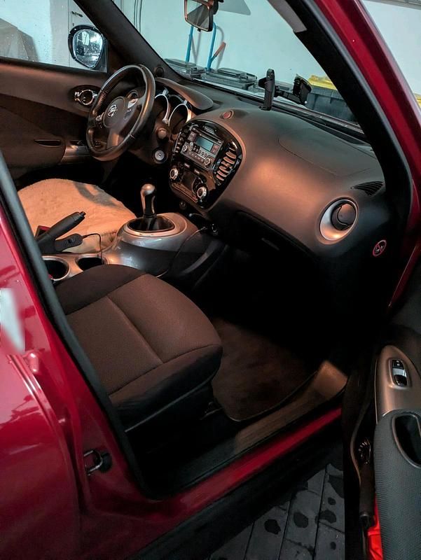 Gebraucht Nissan Juke 117 PS (86 kW) 2013 Rot SUV