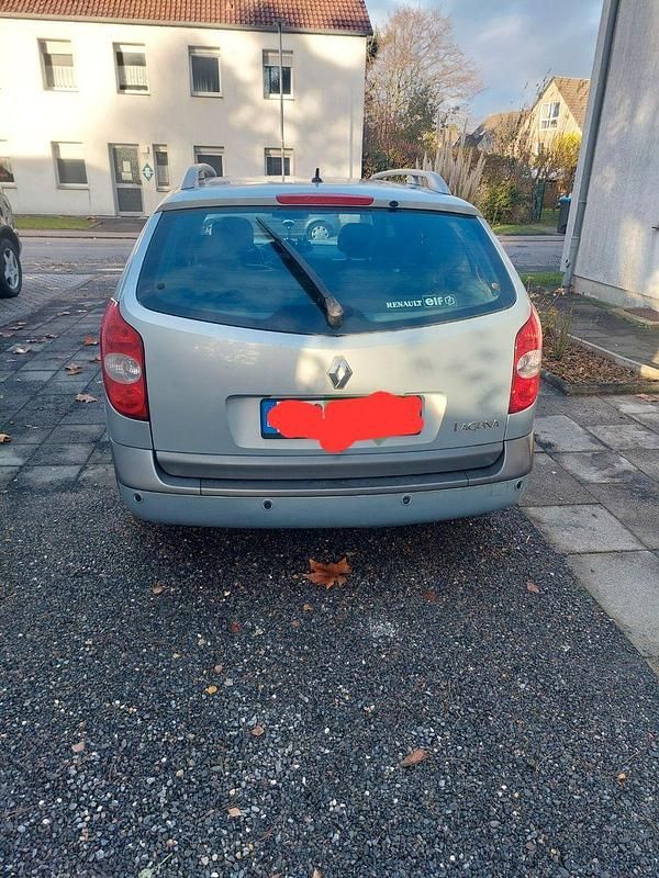 Gebraucht Renault Laguna GrandTour Initiale 207 PS (152 kW) 2002 Silber Kombi