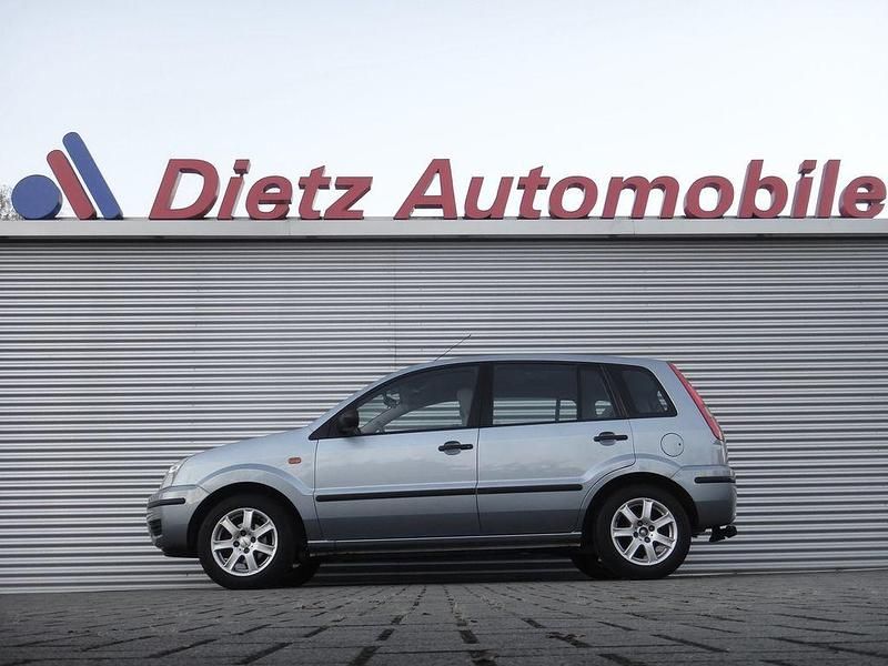 Blau Gebraucht 2005 Ford Fusion Limousine | 2.900 € (Fairer Preis) - Bild 1/4