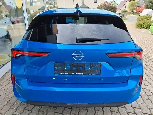 Używany Opel Astra Edition 110 KM (80 kW) 2024 Niebieski Kombi