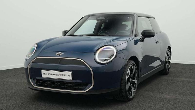 Gebraucht Mini Cooper Favoured 135 kW (184 PS) 2024 Blau Kleinwagen