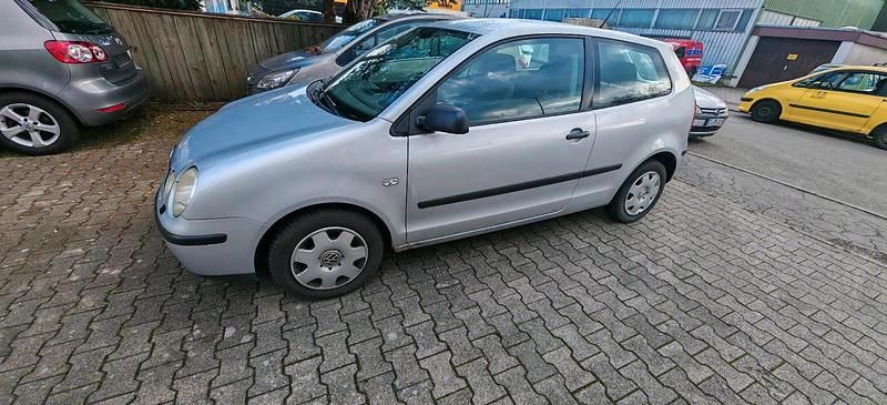 Gebraucht VW Polo 55 PS (40 kW) 2005 Grau Kleinwagen