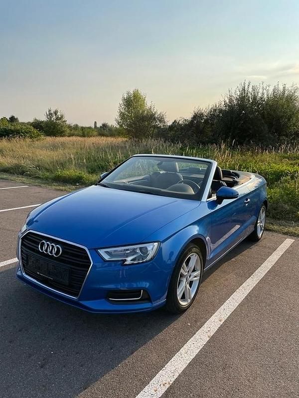 Usata Audi A3 Design 150 CV (110 kW) 2018 Blu Berlina