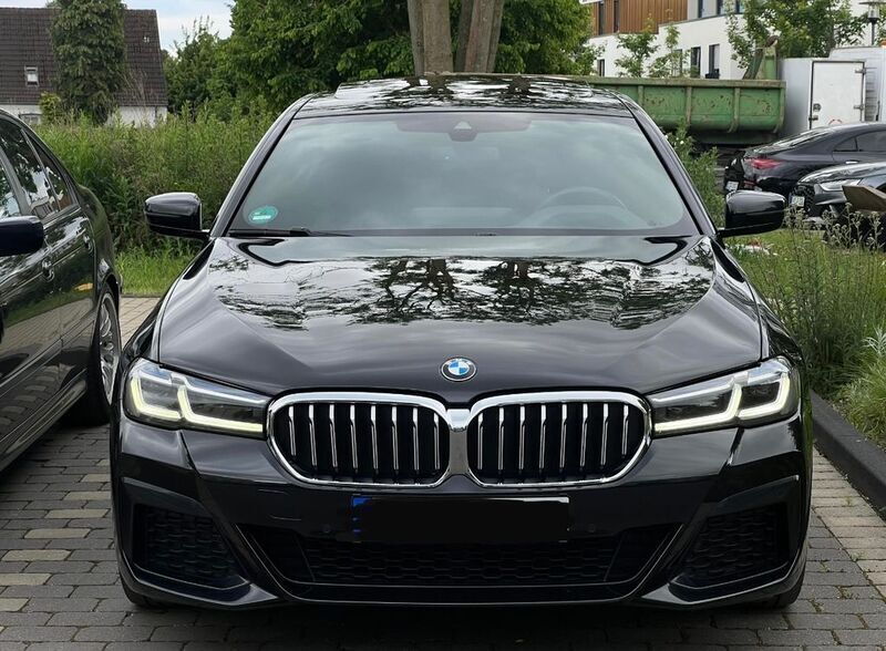 Schwarz Gebraucht 2021 BMW 540 Performance Limousine | 42.000 € (Fairer Preis) - Bild 1/4