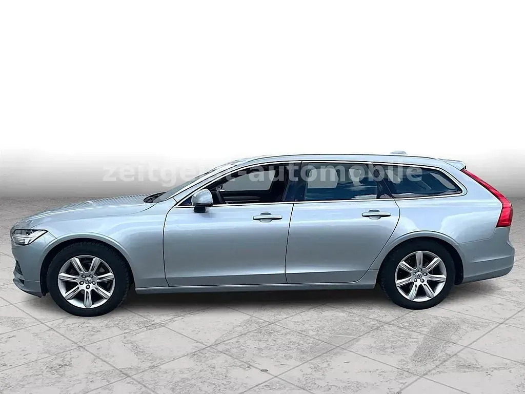Gebraucht Volvo V90 Momentum 190 PS (139 kW) 2018 Silber Kombi