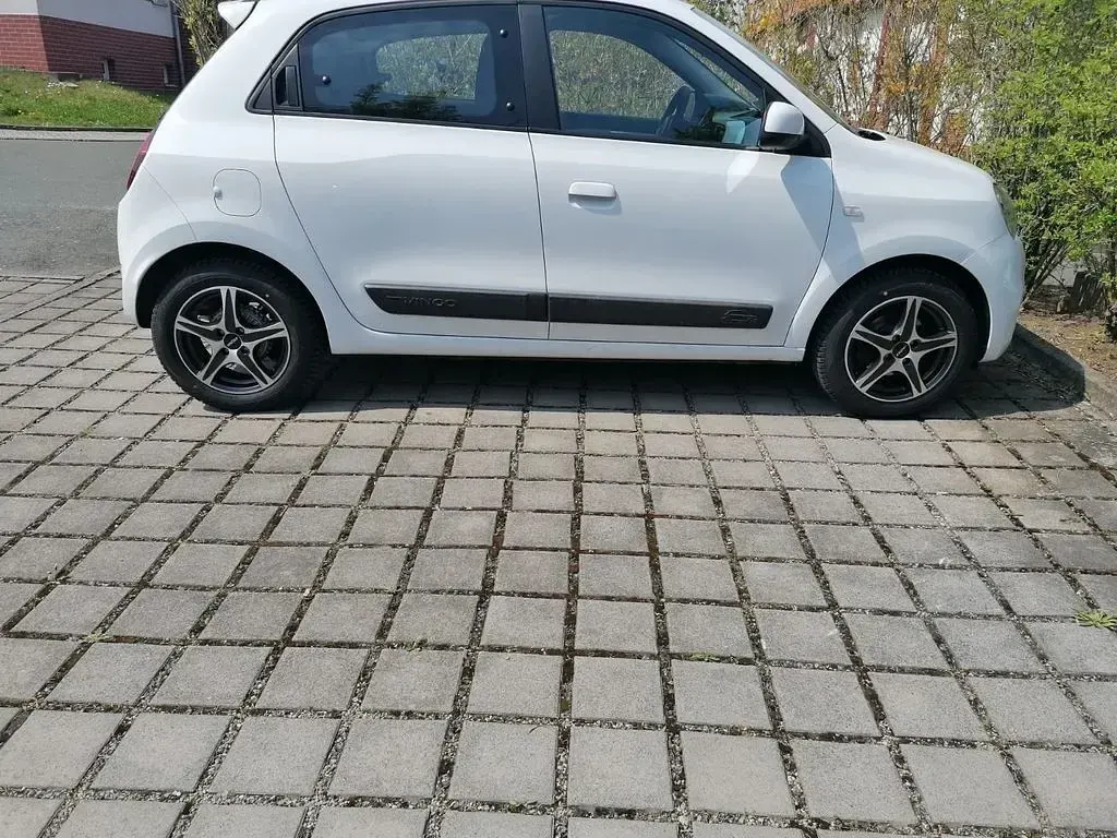 Gebraucht Renault Twingo SE 65 PS (47 kW) 2021 Weiß Kleinwagen