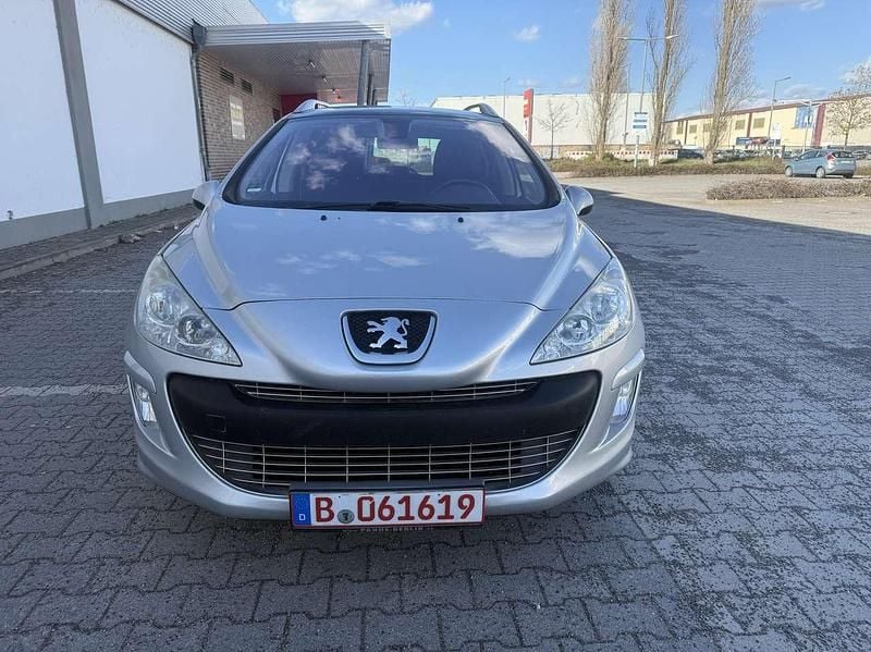 Gebraucht Peugeot 308 Premium 120 PS (88 kW) 2011 Silber Kombi