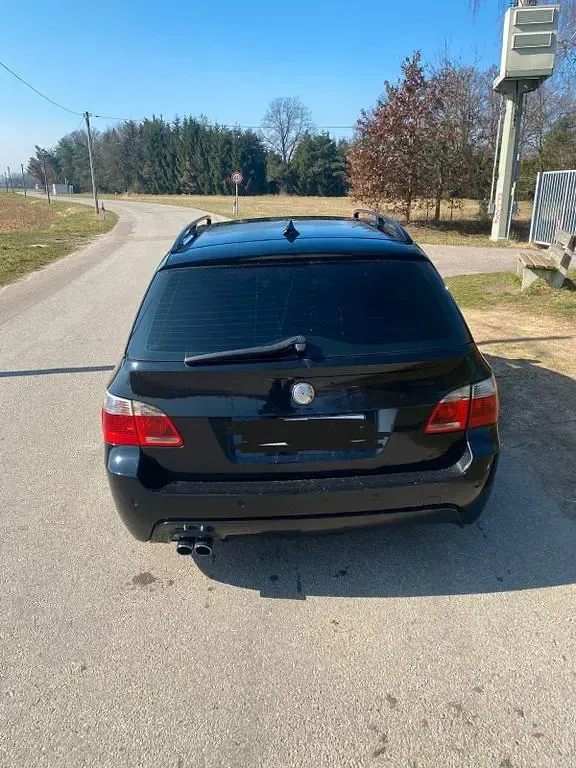 Używany BMW 530 Performance 218 KM (160 kW) 2005 Czarny Kombi