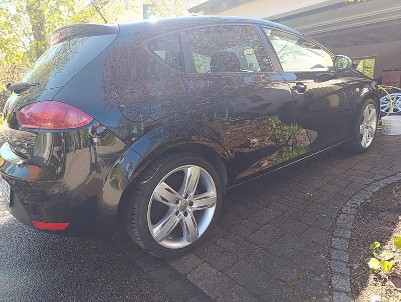 Usata Seat Leon FR 170 CV (125 kW) 2012 Nero Berlina