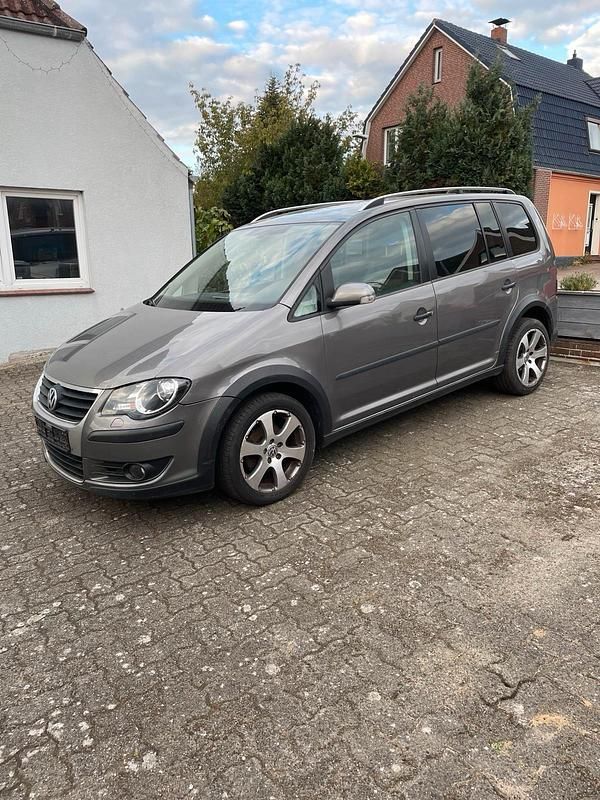 Grau Gebraucht 2007 VW Touran Van / Kleinbus | 4.000 € - Bild 1/4