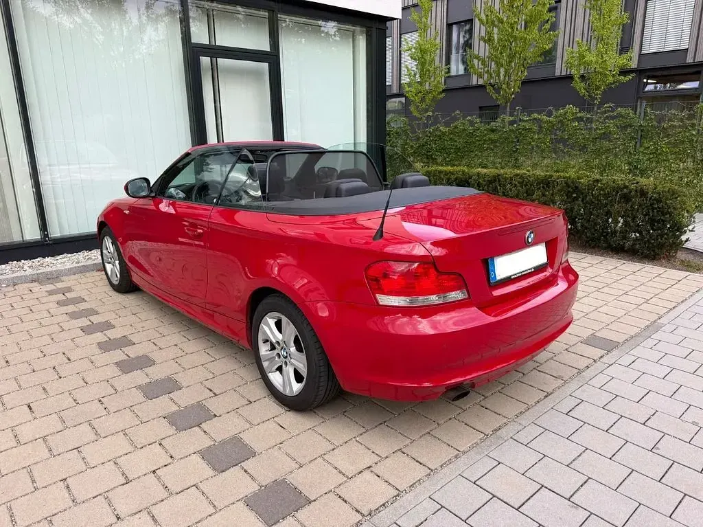 Gebraucht BMW 118 Cabriolet Performance 143 PS (105 kW) 2011 Rot Cabrio