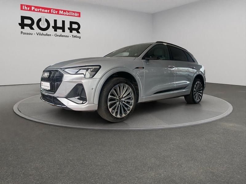 Silber Gebraucht 2021 Audi e-tron S-Line SUV | 30.840 € (Fairer Preis) - Bild 1/4