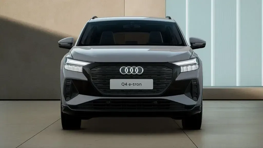 Gebraucht Audi Q4 e-tron Advanced 210 kW (286 PS) 2025 Grau SUV