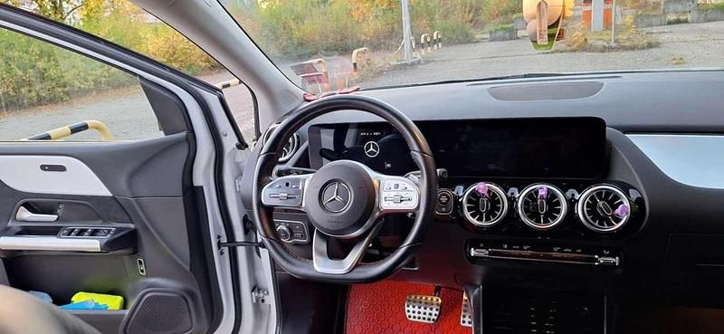 Gebraucht Mercedes B220 190 PS (139 kW) 2021 Weiß Van / Kleinbus