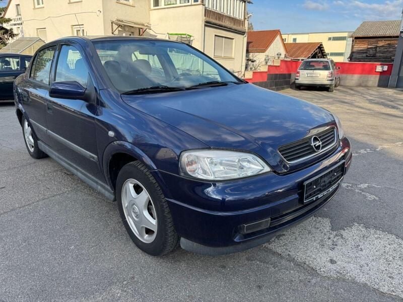 Blau Gebraucht 2000 Opel Astra Elegance Limousine | 2.290 € (Fairer Preis) - Bild 1/4
