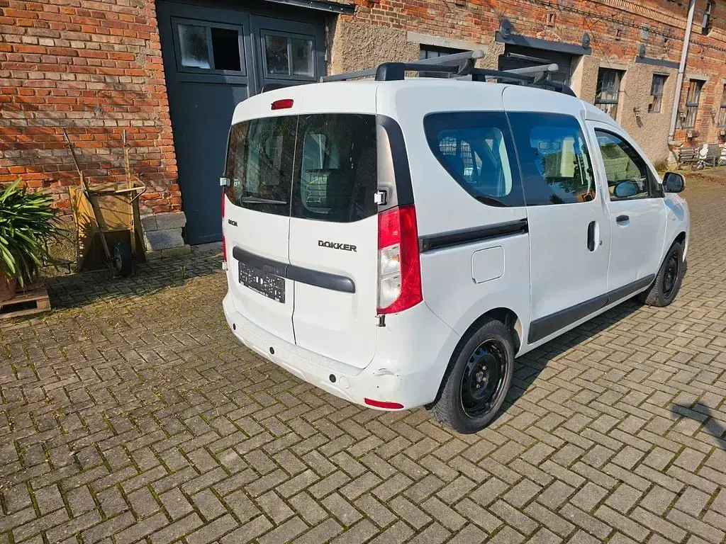 Gebraucht Dacia Dokker 90 PS (66 kW) 2017 Weiß Van / Kleinbus