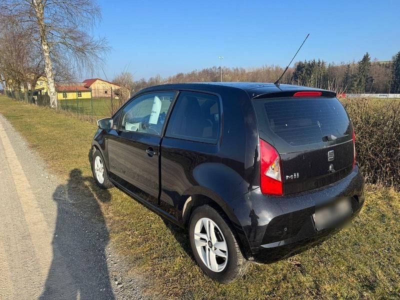 Schwarz Gebraucht 2014 Seat Mii Kleinwagen | 4.750 € (Guter Preis) - Bild 1/4