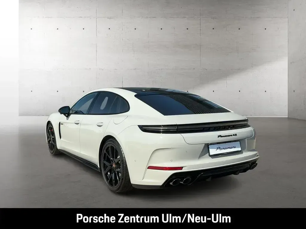 Neu Porsche Panamera 544 PS (400 kW) 2026 Weiss Kleinwagen