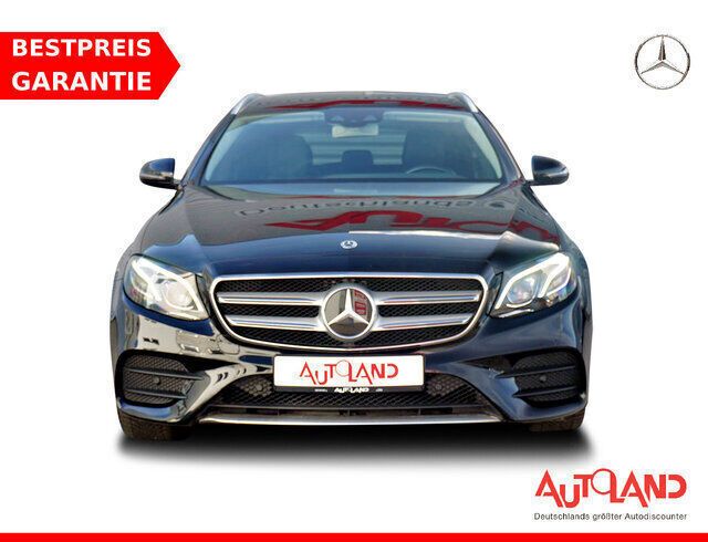 Schwarz Gebraucht 2020 Mercedes E300 AMG line Limousine | 31.990 € (Fairer Preis) - Bild 1/4