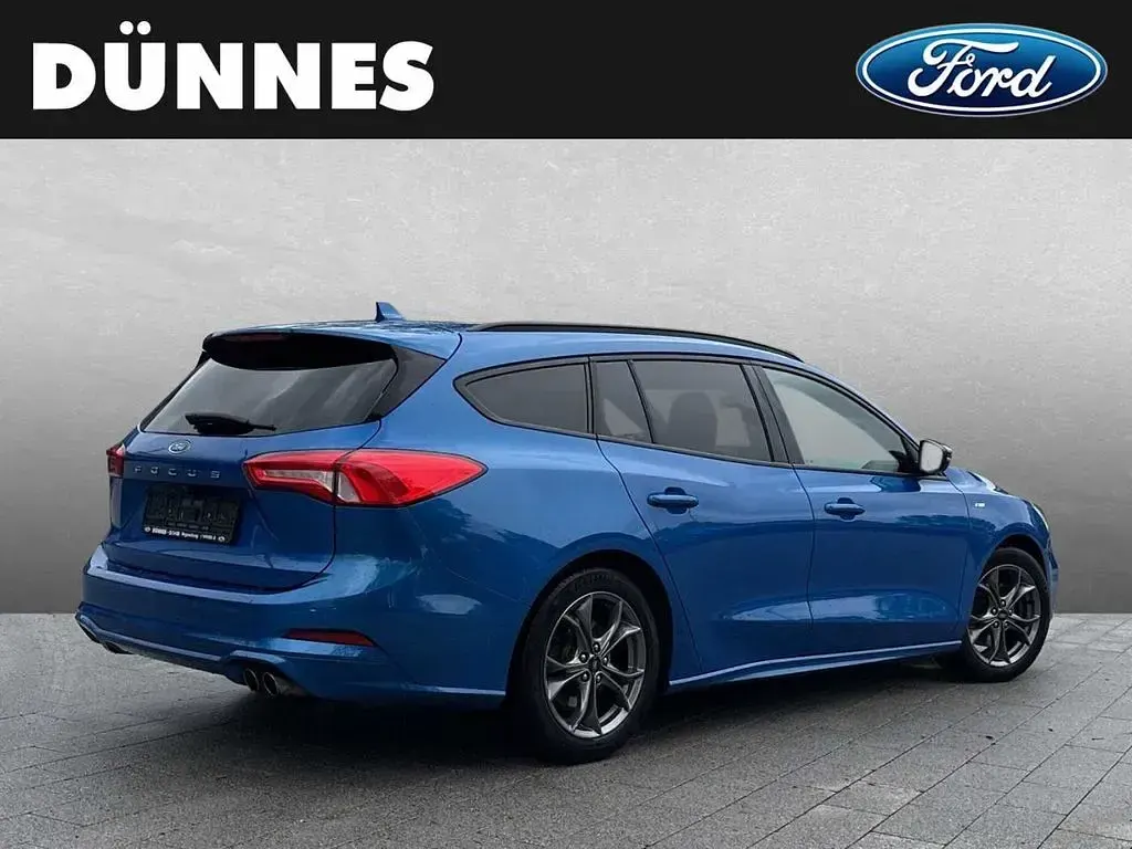 Gebraucht Ford Focus ST-Line 120 PS (88 kW) 2021 Blau Limousine