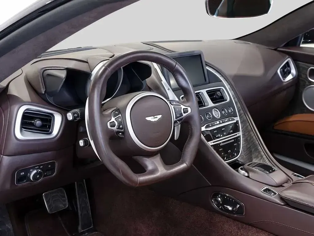 Gebraucht Aston Martin DBS 725 PS (533 kW) 2020 Berwick bronze Cabrio