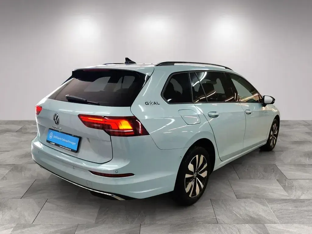 Gebraucht VW Golf VIII Goal 116 PS (85 kW) 2025 Blau Kombi