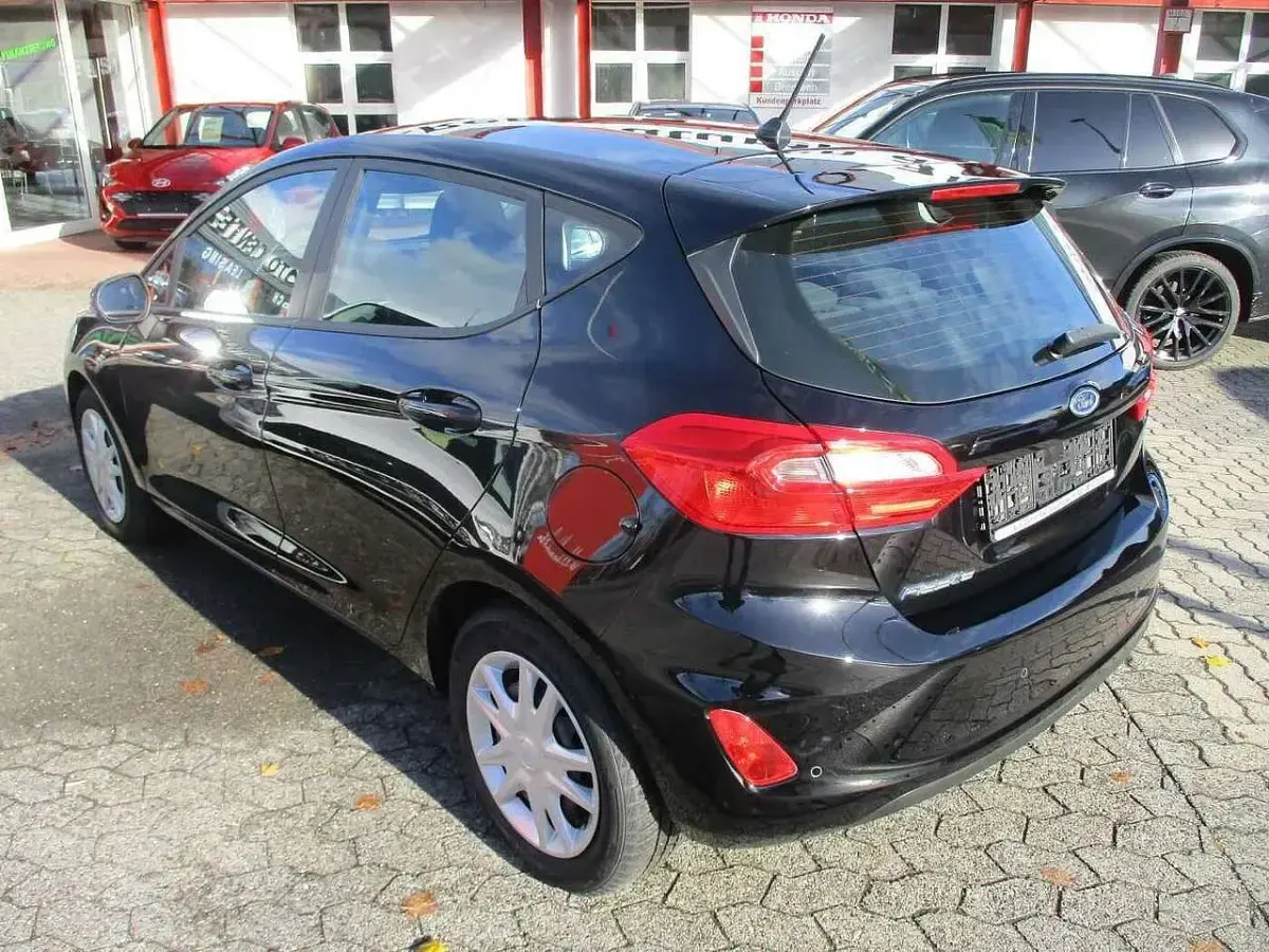 Gebraucht Ford Fiesta Cool & Connect 86 PS (63 kW) 2019 Iridium schwarz mica Kleinwagen