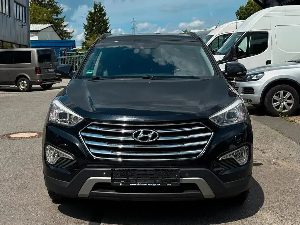 Gebraucht Hyundai Grand Santa Fe 197 PS (144 kW) 2021 Schwarz SUV