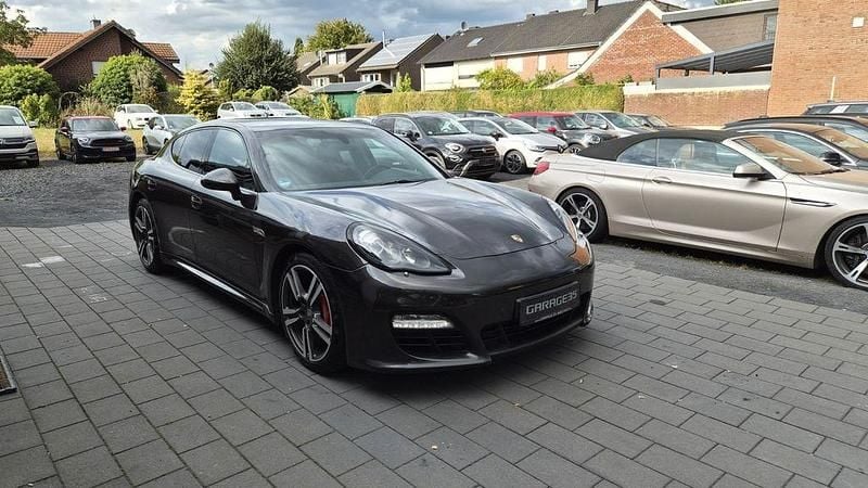 Gebraucht Porsche Panamera Turbo 250 PS (183 kW) 2012 Grau Limousine