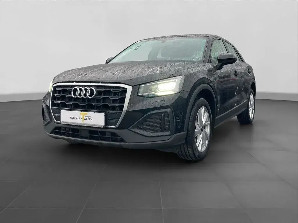 Gebraucht Audi Q2 Comfort 116 PS (85 kW) 2022 Schwarz SUV