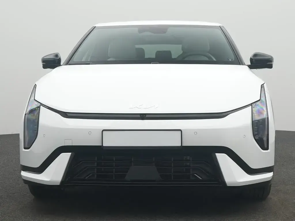 Second-hand Kia EV4 150 kW (204 CP) 2026 Alb Hatchback