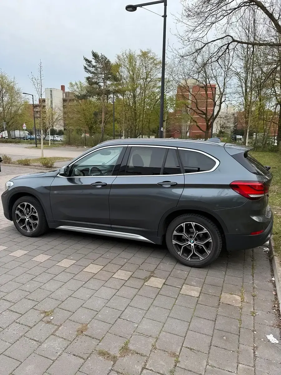 Gebraucht BMW X1 xLine 135 PS (99 kW) 2021 Grau SUV
