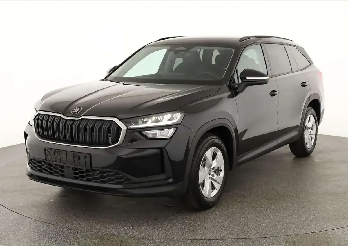 Neu Skoda Kodiaq Selection 150 PS (110 kW) 2026 Stahl grau SUV