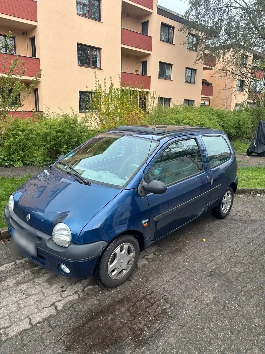 Second-hand Renault Twingo 60 CP (44 kW) 1999 Albastru Hatchback
