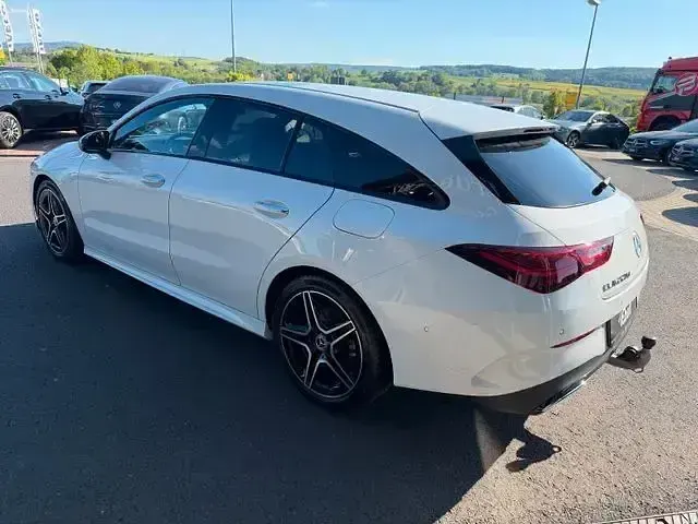 Gebraucht Mercedes CLA220 AMG 190 PS (139 kW) 2024 Mondstein silber (metallic) Limousine