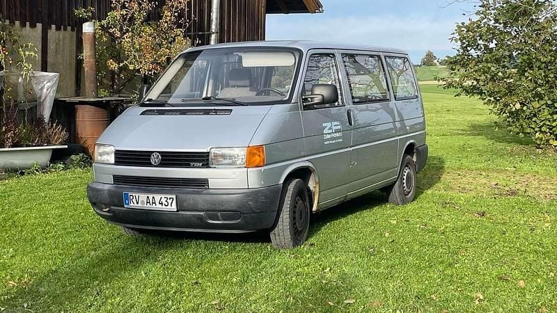 Gebraucht VW T4 102 PS (75 kW) 2000 Silber Van