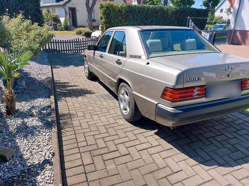 Occasion Mercedes 190 75 ch (55 kW) 1992 Andere farben Berline