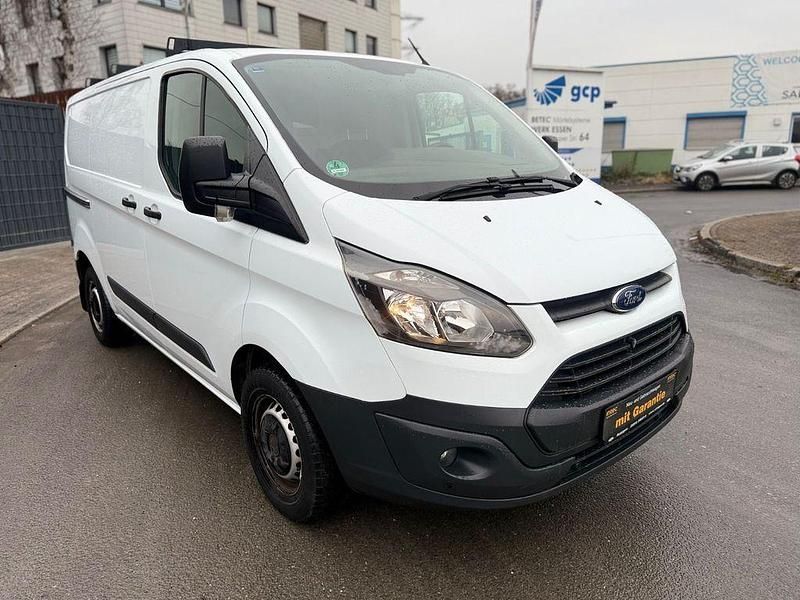 Gebraucht Ford Transit Custom 101 PS (74 kW) 2015 Weiß Van / Kleinbus