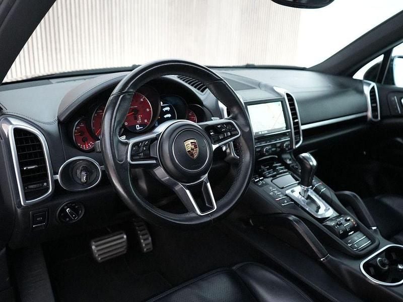 Gebraucht Porsche Cayenne 385 PS (283 kW) 2015 Schwarz SUV
