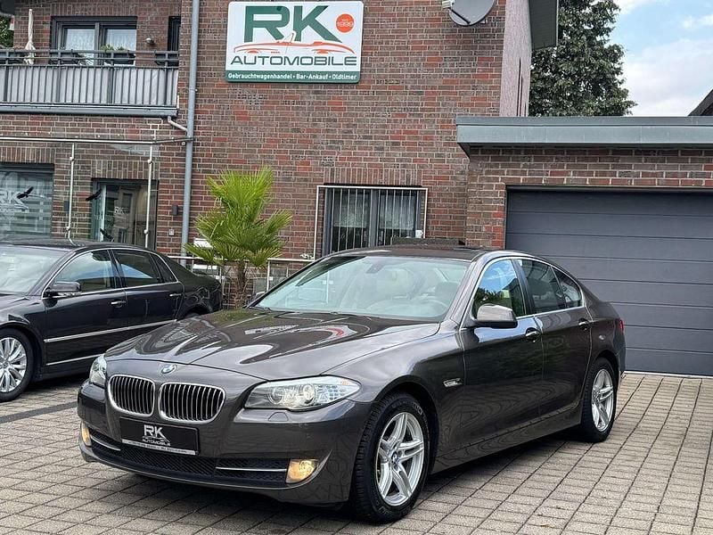 Braun Gebraucht 2012 BMW 528 Limousine | 9.999 € (Fairer Preis) - Bild 1/4