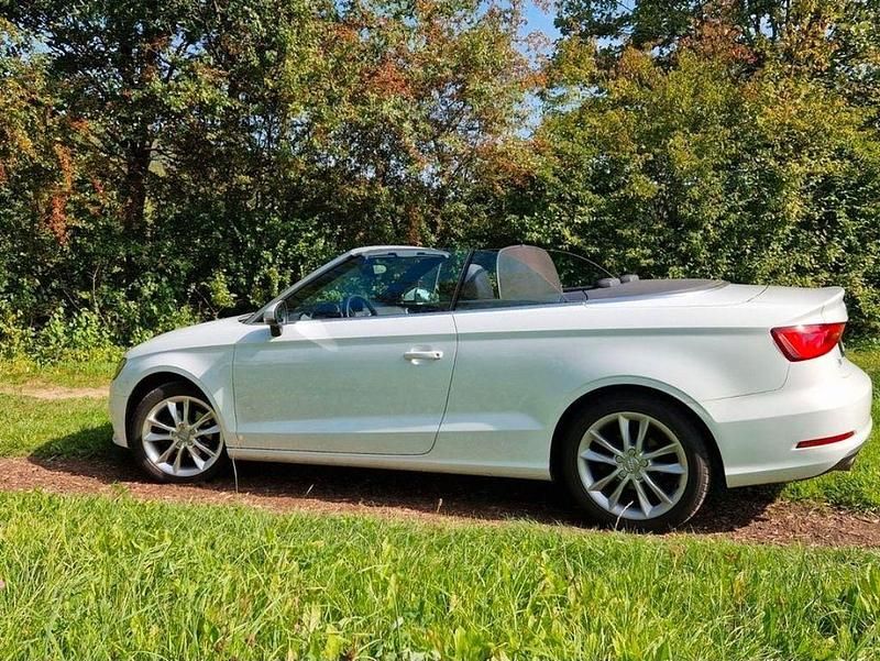 Gebraucht Audi A3 Cabriolet S-Line 110 PS (80 kW) 2015 Weiß Cabrio