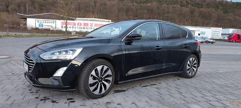 Gebraucht Ford Focus Vignale 125 PS (91 kW) 2019 Schwarz Limousine