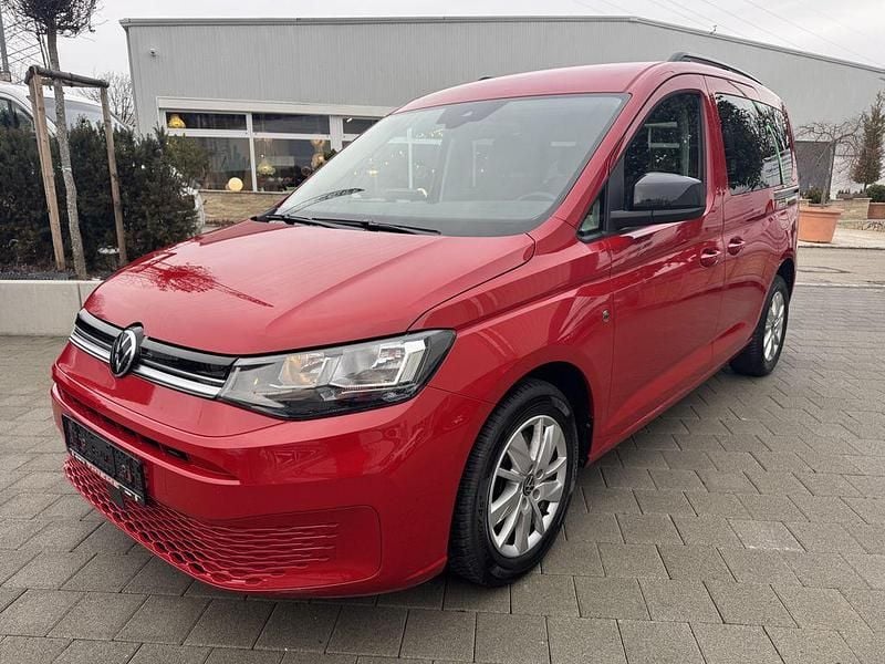 Gebraucht VW Caddy Life 114 PS (83 kW) 2021 Rot Van / Kleinbus