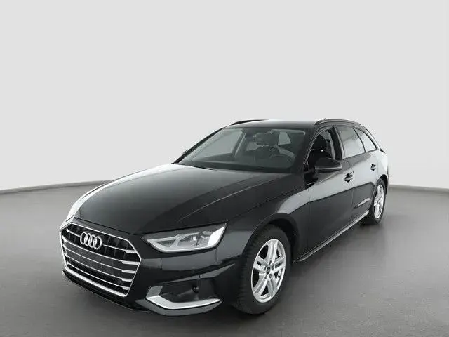Gebraucht Audi A4 Advanced Plus 204 PS (150 kW) 2025 Mythosschwarz metallic Kombi
