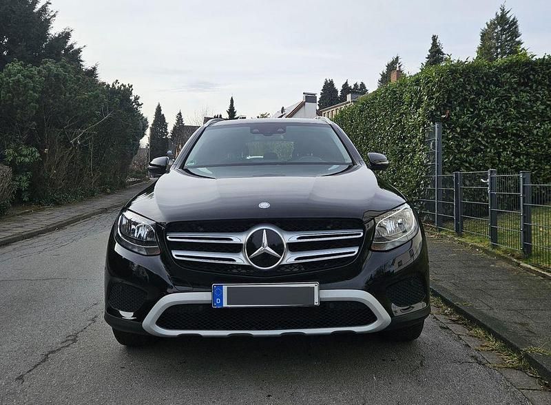 Gebraucht Mercedes GLC220 170 PS (125 kW) 2016 Schwarz SUV