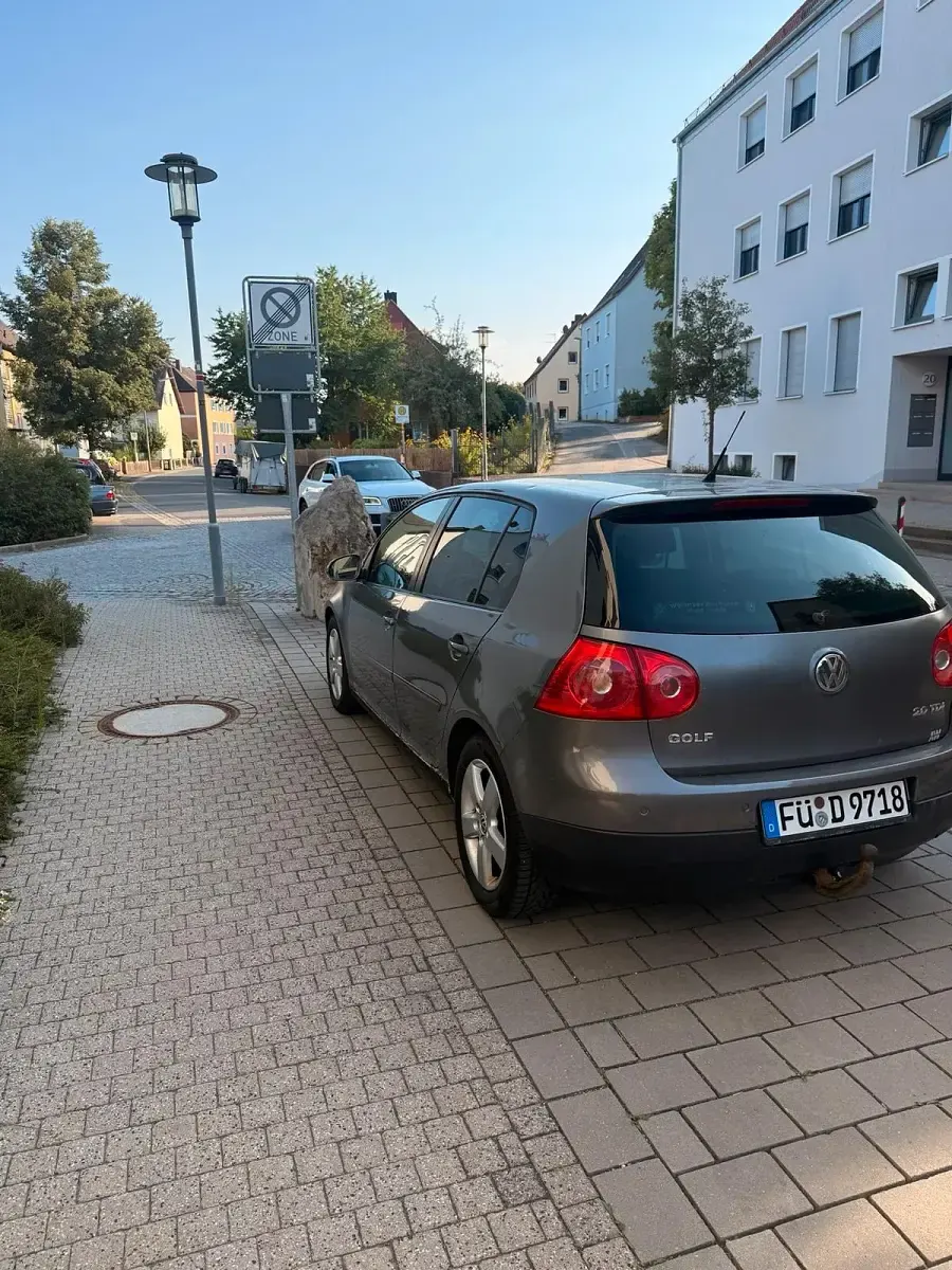 Gebraucht VW Golf VI 140 PS (102 kW) 2008 Grau Kleinwagen