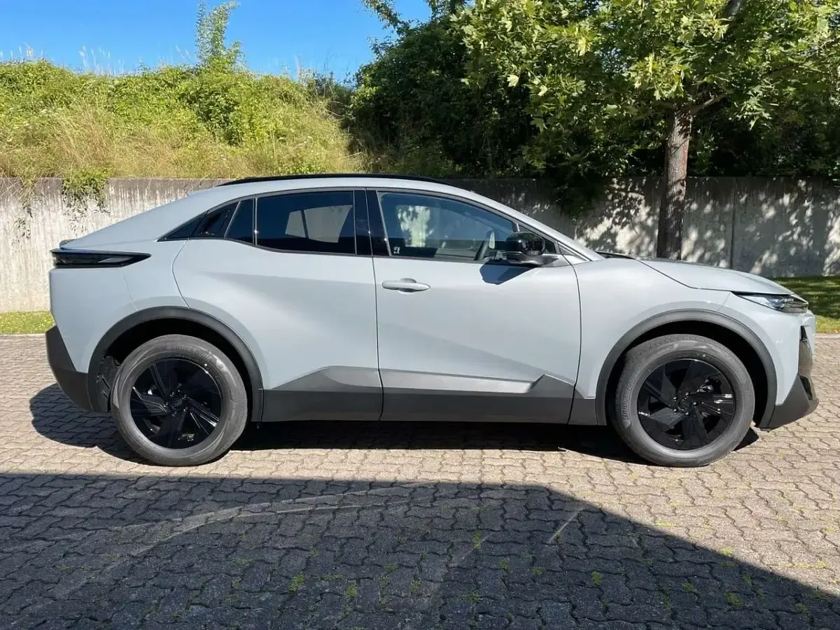 Neu Subaru Uncharted Active 164 kW (224 PS) 2026 Grau SUV